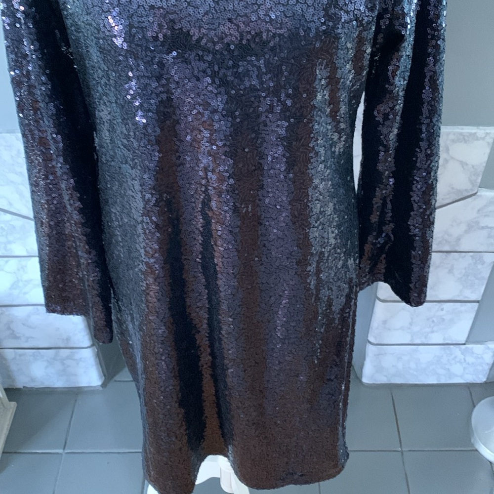 Vision For Innovation Dress - Picture 6 of 15